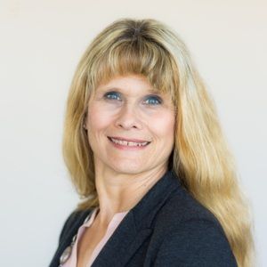 Meet your Posher, Paula